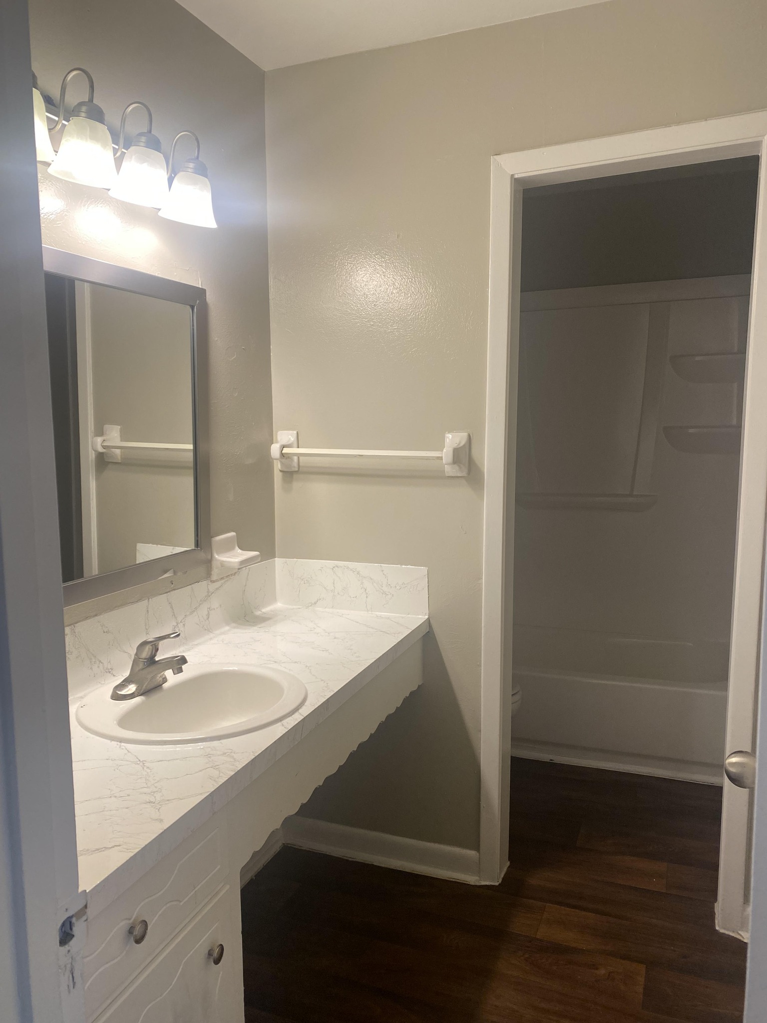 French Quarter Residency bathroom — apartment for rent in Alvin, TX